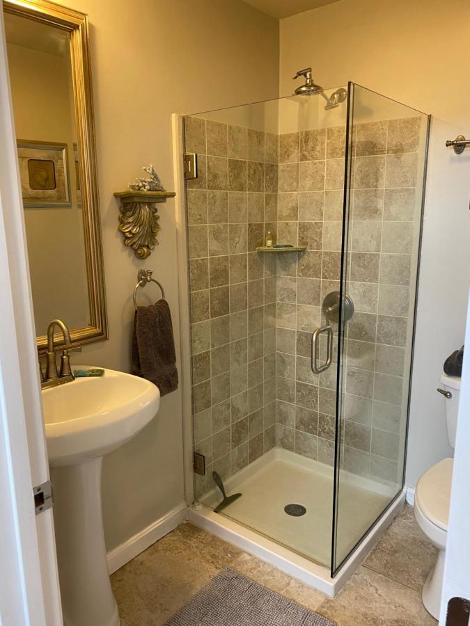 אוגונקוויט Perkins Cove Oceanfront Cottage מראה חיצוני תמונה